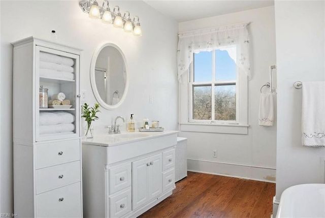 24581 Delaware RD, Courtland, VA 23837