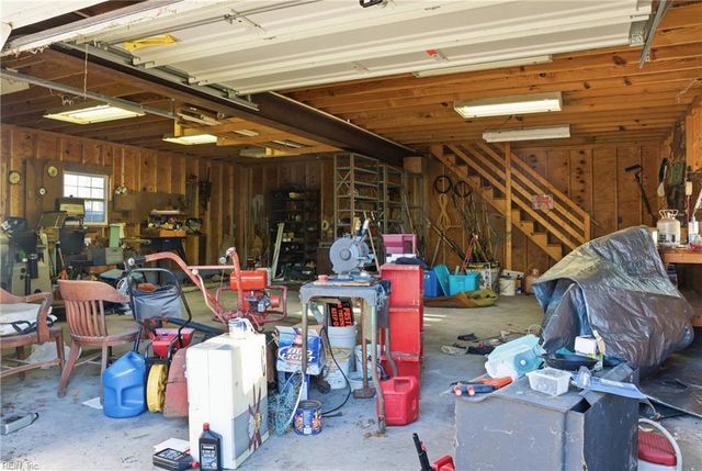 24581 Delaware RD, Courtland, VA 23837