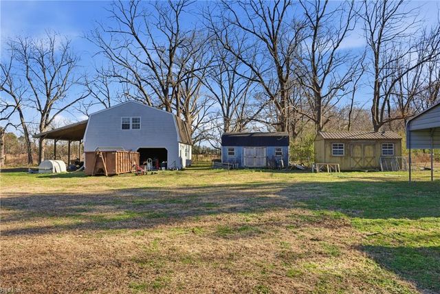 24581 Delaware RD, Courtland, VA 23837