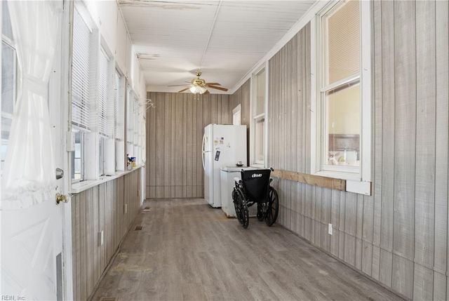 24581 Delaware RD, Courtland, VA 23837