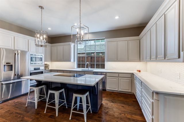 11743 Avondale Drive, Frisco, TX 75033