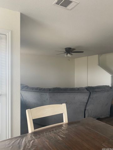 3866 snowbird, Converse, TX 78109