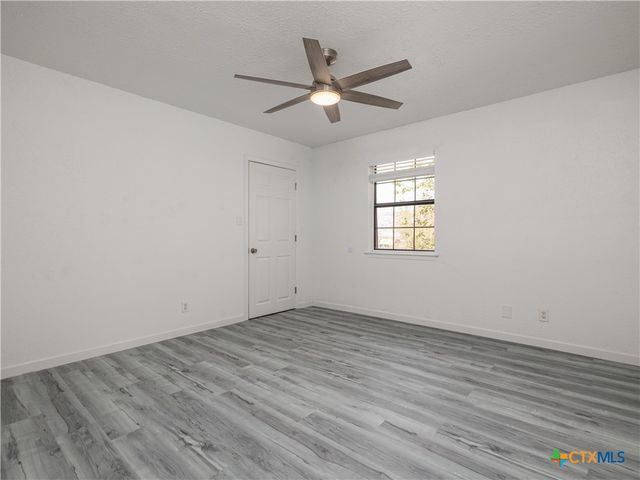 148 Discovery Lane, San Marcos, TX 78666