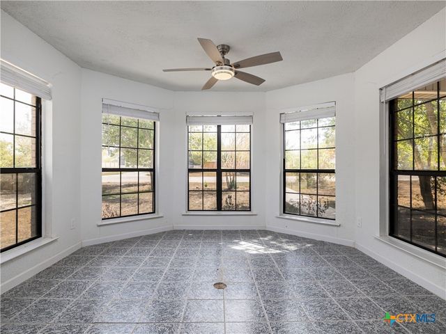 148 Discovery Lane, San Marcos, TX 78666