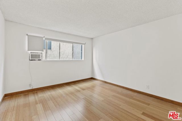 1033 6TH Street 202, Santa Monica, CA 90403