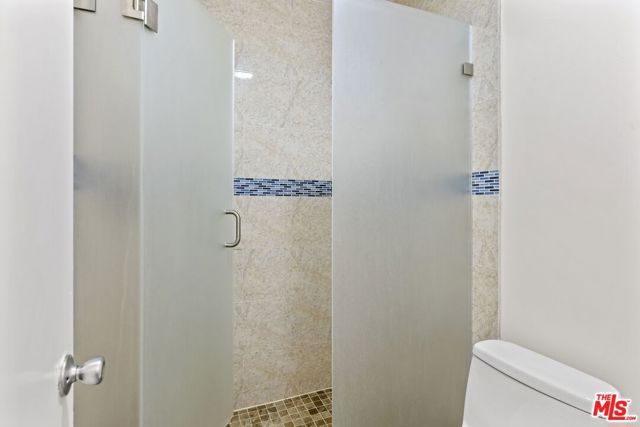 1033 6TH Street 202, Santa Monica, CA 90403