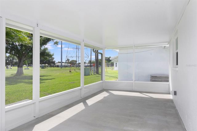 4034 MAINLANDS BOULEVARD N, Pinellas Park, FL 33782