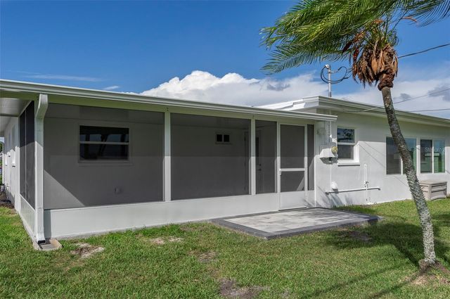 4034 MAINLANDS BOULEVARD N, Pinellas Park, FL 33782