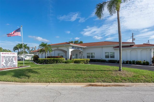 4034 MAINLANDS BOULEVARD N, Pinellas Park, FL 33782