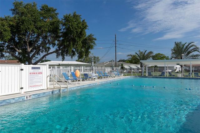 4034 MAINLANDS BOULEVARD N, Pinellas Park, FL 33782