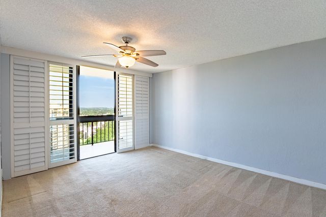 2400 PRESIDENTIAL Way PH6, West Palm Beach, FL 33401