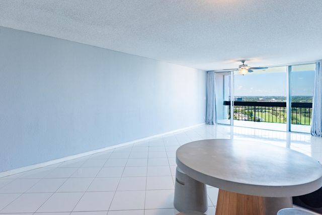2400 PRESIDENTIAL Way PH6, West Palm Beach, FL 33401