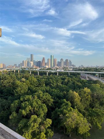 2520 Houston Ave 810, Houston, TX 77009