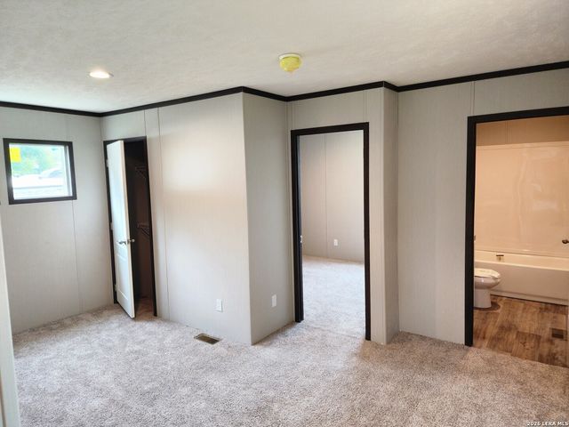 614 Novella, Adkins, TX 78101