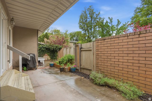 6324 S FIESTA WAY, Salt Lake City, UT 84121