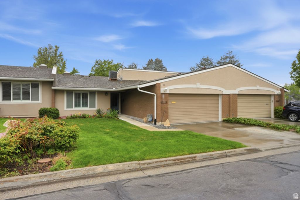 6324 S FIESTA WAY, Salt Lake City, UT 84121