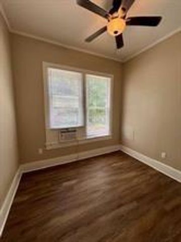 1403 14th Street 1, Huntsville, TX 77340