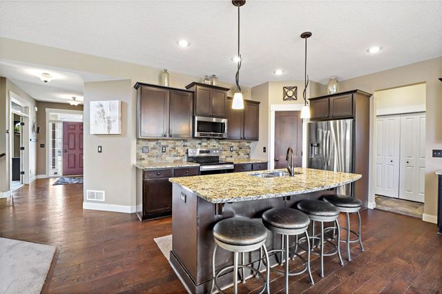 8302 W 132nd Street, Savage, MN 55378