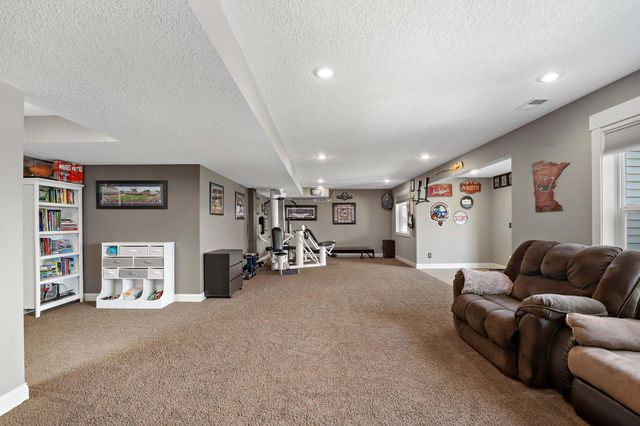 8302 W 132nd Street, Savage, MN 55378