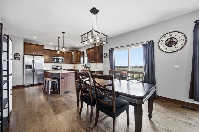 1247 Tramore Road, Marion, IA 52302