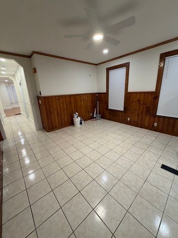 105 Lewis St 1, Lynn, MA 01902