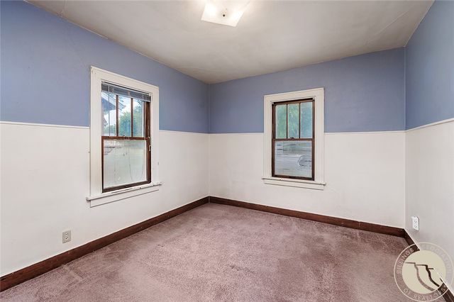 2214 N 6th Avenue N, Billings, MT 59101