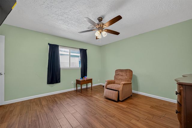 2719 Flintrock Circle, Houston, TX 77067