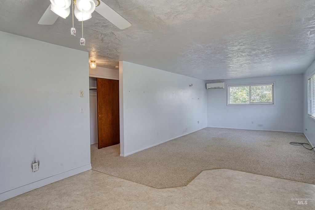 365 Clabby Road, Weiser, ID 83672 photo 4
