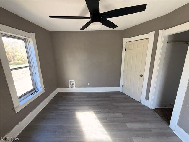 983 E 141st Street, Cleveland, OH 44110