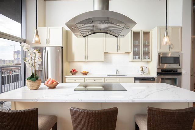 4899 Montrose Boulevard 713, Houston, TX 77006