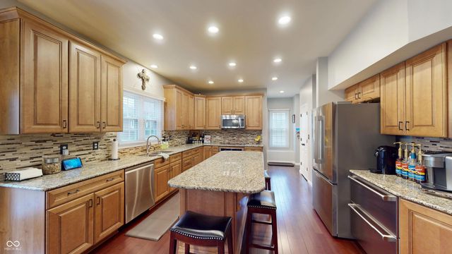 1535 Thames Drive, Greenwood, IN 46143