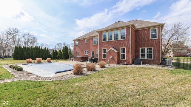 1535 Thames Drive, Greenwood, IN 46143