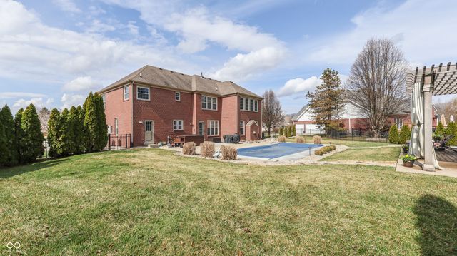 1535 Thames Drive, Greenwood, IN 46143