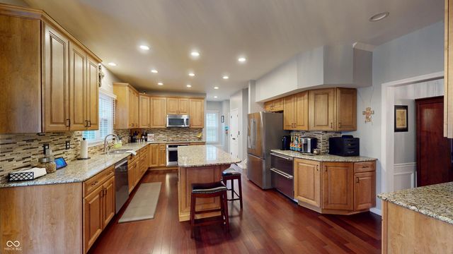 1535 Thames Drive, Greenwood, IN 46143