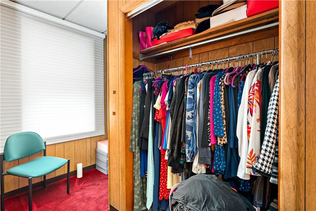 1042 Blackadore St, Homewood Brushton, PA 15221