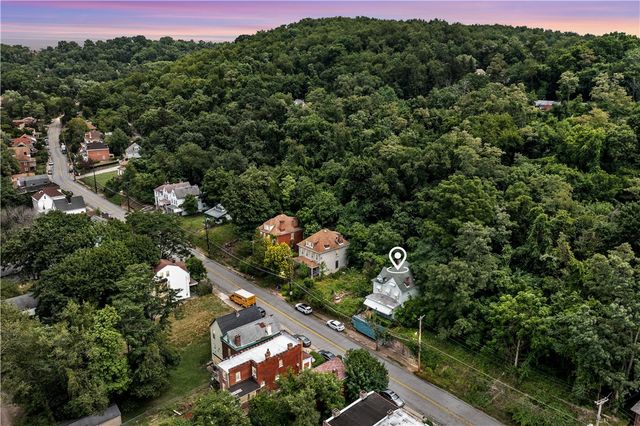 1042 Blackadore St, Homewood Brushton, PA 15221