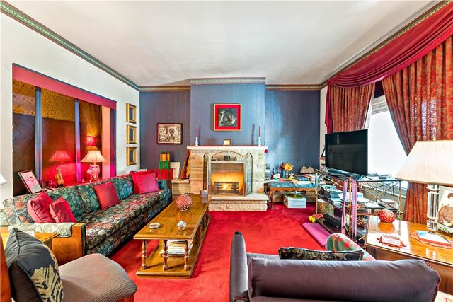 1042 Blackadore St, Homewood Brushton, PA 15221