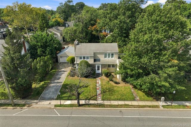 201 Hempstead Avenue, Malverne, NY 11565