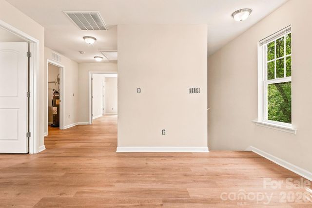 10308 Cloyne Court, Charlotte, NC 28213