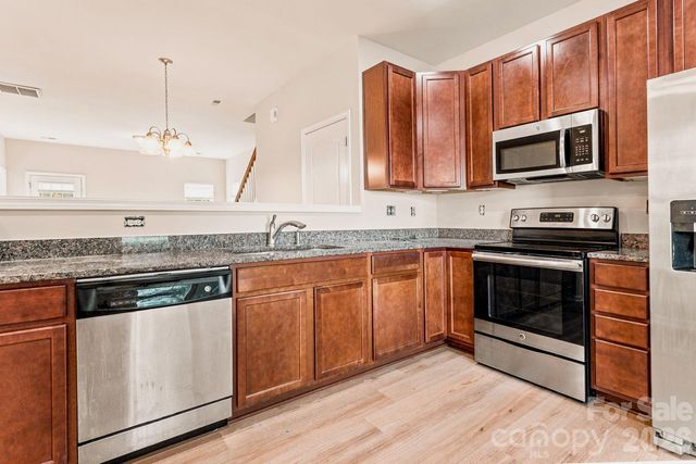 10308 Cloyne Court, Charlotte, NC 28213