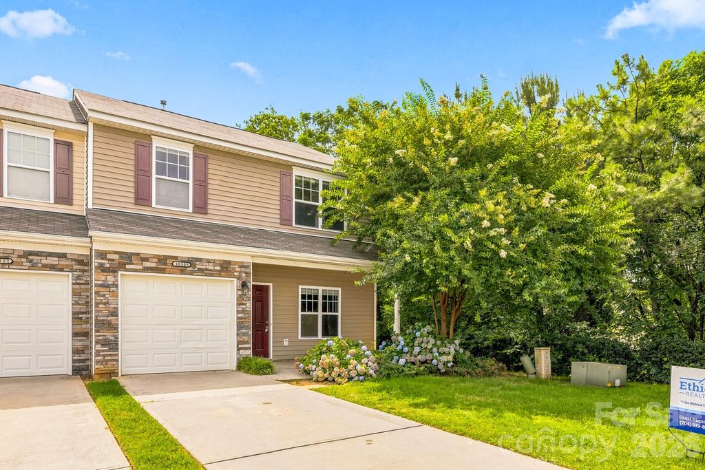 10308 Cloyne Court, Charlotte, NC 28213