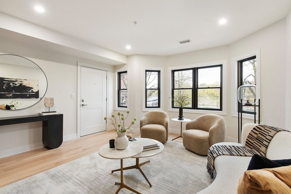 72 Hyde Park Ave 1, Boston, MA 02130