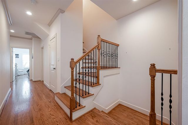 56 Riva Row, The Woodlands, TX 77380