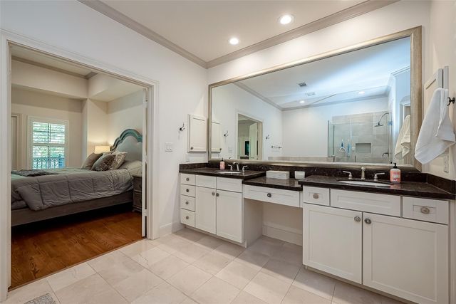 56 Riva Row, The Woodlands, TX 77380