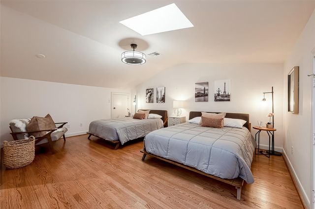 56 Riva Row, The Woodlands, TX 77380