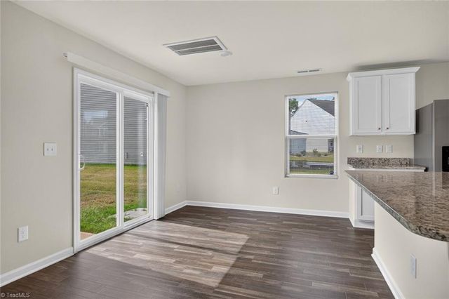 8 Hazelburn Court, Greensboro, NC 27405
