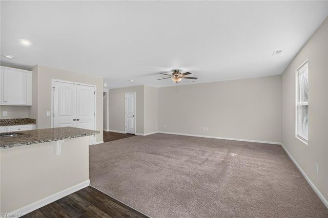 8 Hazelburn Court, Greensboro, NC 27405