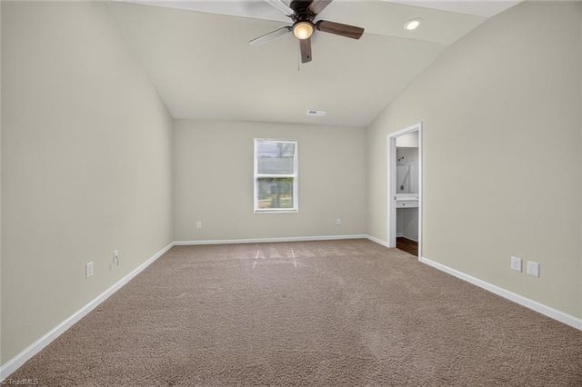 8 Hazelburn Court, Greensboro, NC 27405