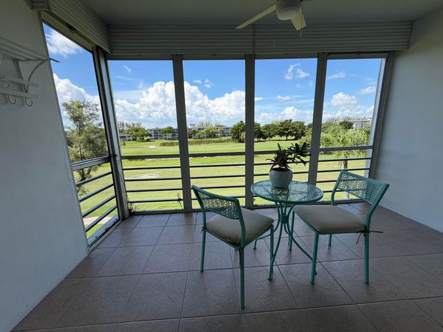 3001 S Course Drive 406, Pompano Beach, FL 33069