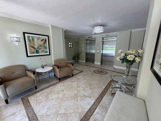 3001 S Course Drive 406, Pompano Beach, FL 33069
